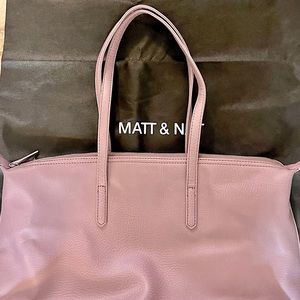Matt & Nat, Light Violet Shopper Tote Bag | Top zipper closure | LIKE NEW!